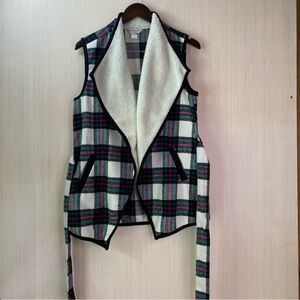 Christopher & Banks Wool Blend Belted Plaid Vest Sherpa Lining Petite Medium